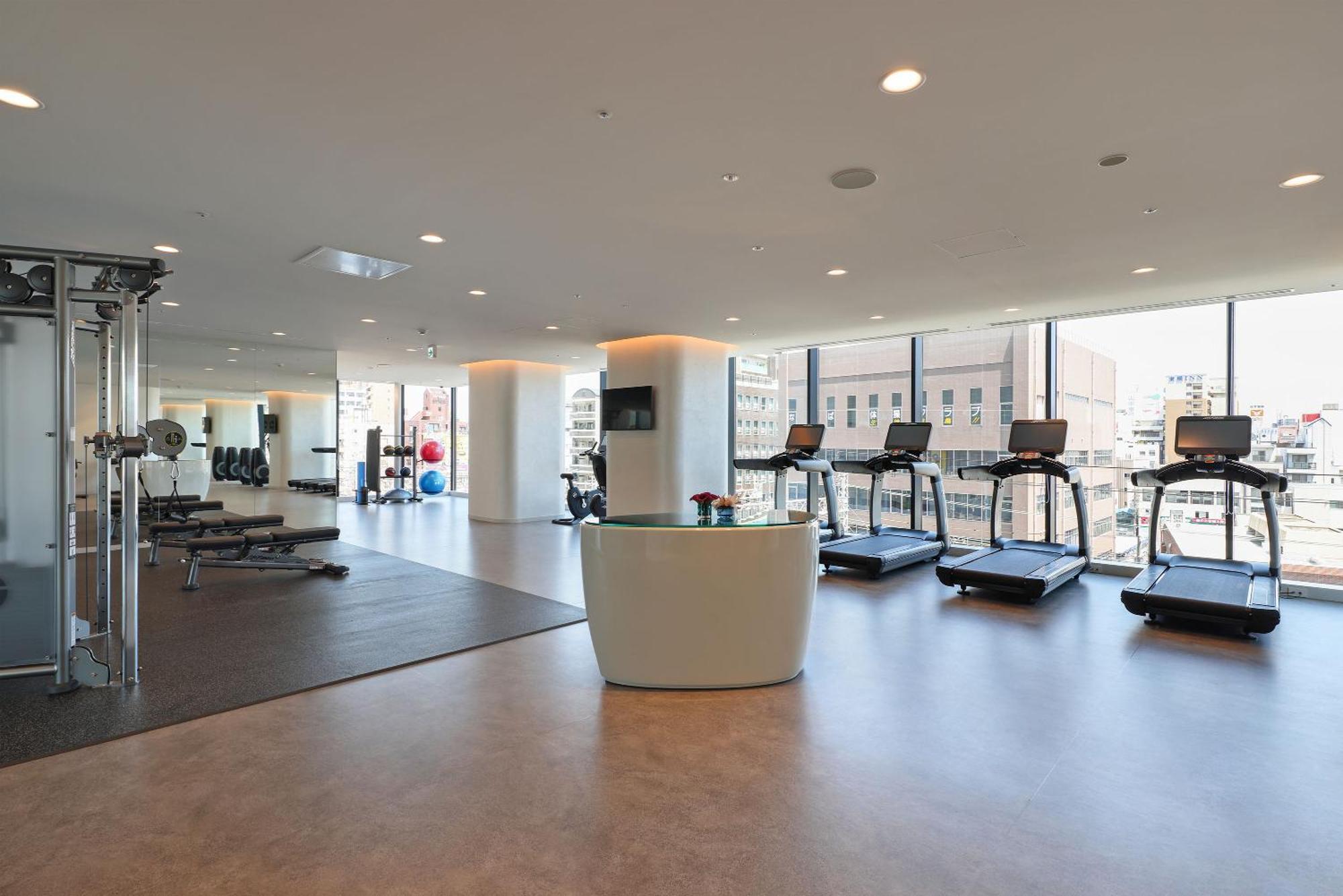 Centara Grand Hotel Osaka Exterior photo The gym at The Standard East Village