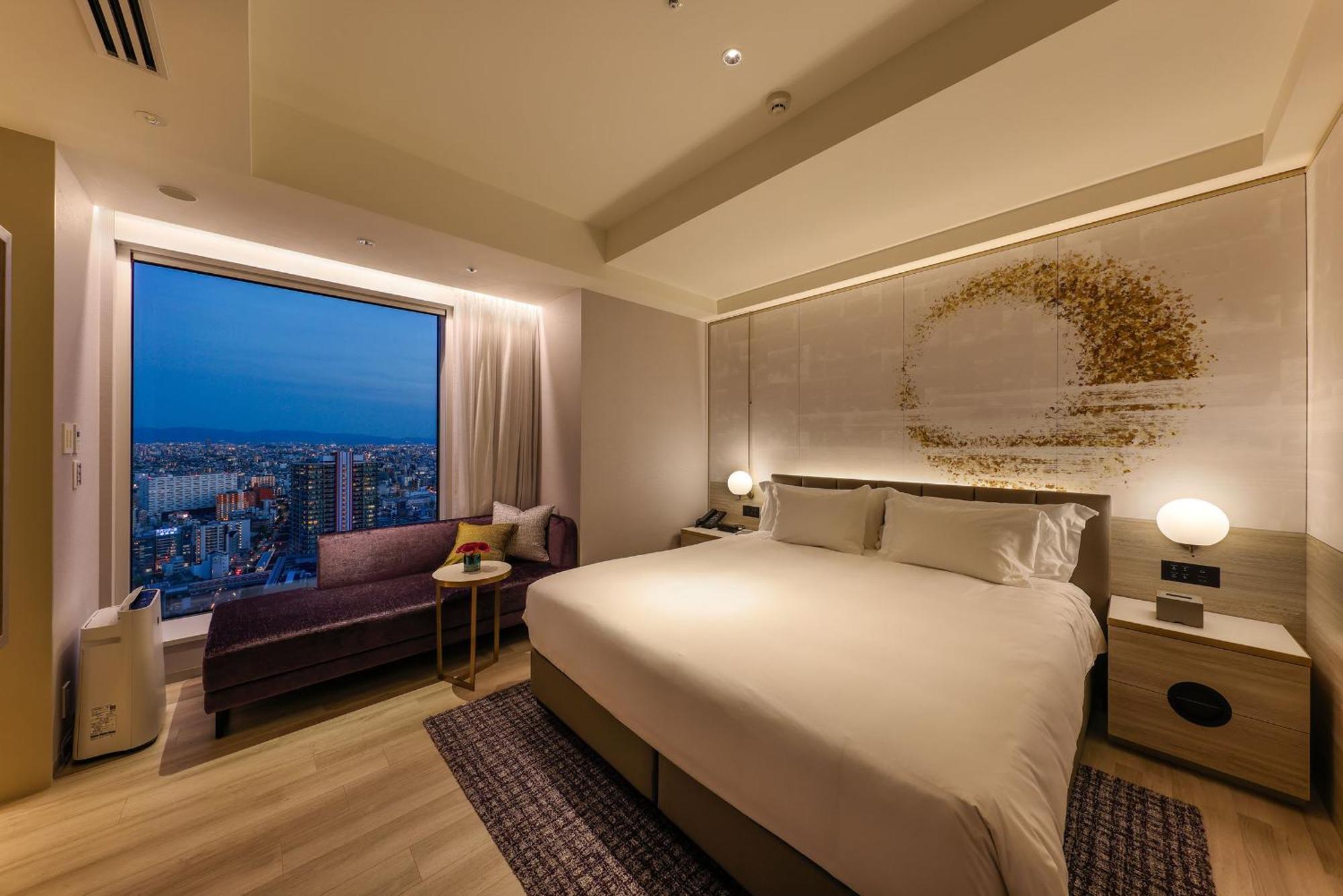 Centara Grand Hotel Osaka Exterior photo Deluxe Suite